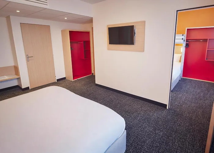 Kyriad Eco - Clermont Ferrand Estaing